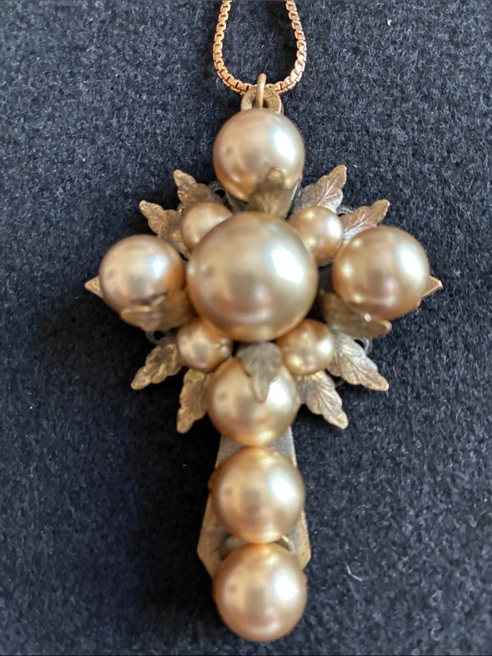 Vintage Cross Victorian Pendent Necklace Gold Tone Leaves And Large Faux Pearl